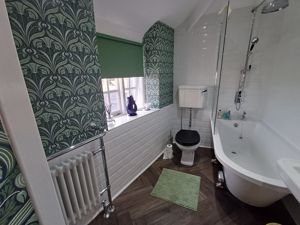 Photo 32- click for photo gallery